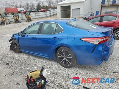 Drugie zdjęcie samochodu z przodu: 2019 TOYOTA CAMRY L VIN:4T1B11HK2KU178081 - miniatura