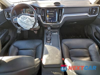 Zdjęcie 8 z 13 samochodu: 2019 VOLVO S60 T6 MOMENTUM VIN:7JRA22TK2KG016400 - miniatura