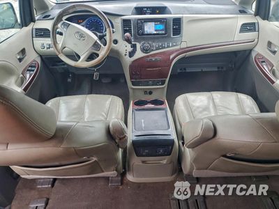Zdjęcie 8 z 13 samochodu: 2014 TOYOTA SIENNA XLE VIN:5TDYK3DC8ES454259 - miniatura