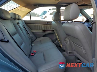 Zdjęcie 10 z 11 samochodu: 2005 TOYOTA CAMRY LE VIN:4T1BE32K05U596734 - miniatura