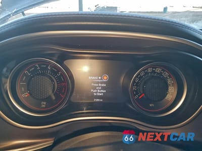 Zdjęcie 9 z 12 samochodu: 2021 DODGE CHALLENGER VIN:2C3CDZFJ4MH583751 - miniatura