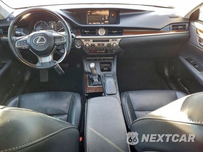 Zdjęcie 8 z 15 samochodu: 2018 LEXUS ES 350 VIN:58ABK1GG9JU085303 - miniatura