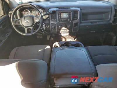 Zdjęcie 8 z 14 samochodu: 2014 RAM 2500 ST VIN:3C6UR5CL9EG277041 - miniatura