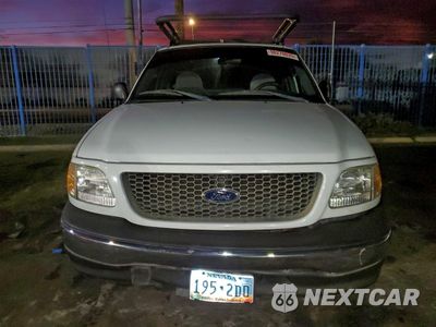 Piąte zdjęcie samochodu w środku: 2003 FORD F150 VIN:1FTRF17233NB85980 - miniatura