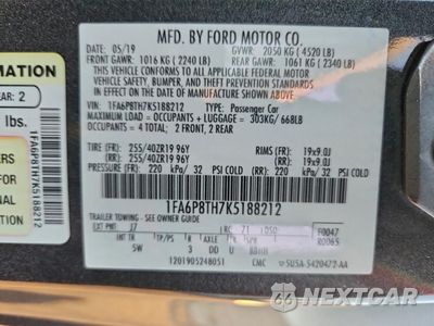 Zdjęcie 12 z 13 samochodu: 2019 FORD MUSTANG VIN:1FA6P8TH7K5188212 - miniatura