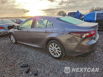 Drugie zdjęcie samochodu z przodu: 2021 TOYOTA CAMRY LE VIN:4T1C11AKXMU596907 - miniatura