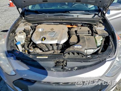 Zdjęcie 11 z 12 samochodu: 2013 HYUNDAI SONATA HYBRID VIN:KMHEC4A42DA092097 - miniatura