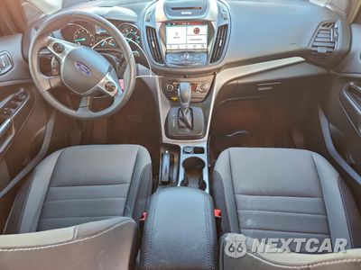 Zdjęcie 8 z 15 samochodu: 2016 FORD ESCAPE SE VIN:1FMCU0GX9GUC67396 - miniatura