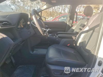 Zdjęcie 7 z 12 samochodu: 2025 TOYOTA SIENNA LIMITED VIN:5TDESKFC2SS171877 - miniatura