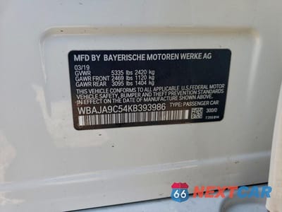 Zdjęcie 12 z 12 samochodu: 2019 BMW 530E VIN:WBAJA9C54KB393986 - miniatura