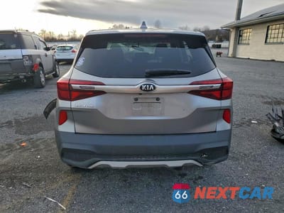 Zdjęcie 6 z 13 samochodu: 2021 KIA SELTOS LX VIN:KNDEPCAA6M7061568 - miniatura