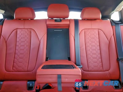Zdjęcie 10 z 13 samochodu: 2025 BMW X4 M VIN:5YM23EC06S9Y81981 - miniatura