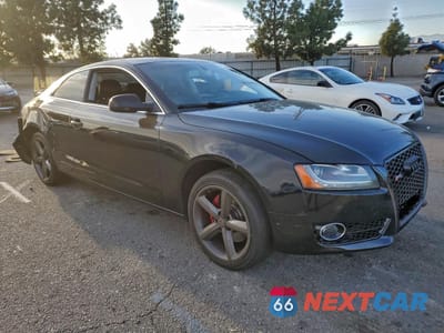 Czwarte zdjęcie samochodu z boku: 2010 AUDI A5 PREMIUM PLUS VIN:WAURFAFR6AA049262 - miniatura