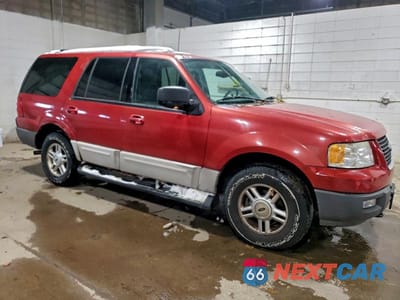 Czwarte zdjęcie samochodu z boku: 2003 FORD EXPEDITION XLT VIN:1FMPU16W53LC28711 - miniatura