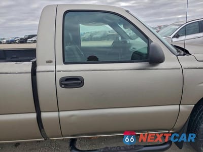 Zdjęcie 10 z 12 samochodu: 2003 CHEVROLET SILVERADO K1500 VIN:1GCEK14V93Z343627 - miniatura