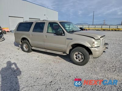Czwarte zdjęcie samochodu z boku: 2005 FORD EXCURSION LIMITED VIN:1FMNU43S65EC66305 - miniatura