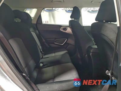 Zdjęcie 11 z 12 samochodu: 2023 KIA SOUL LX VIN:KNDJ23AU5P7881751 - miniatura