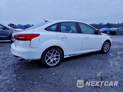 Trzecie zdjęcie samochodu z tyłu: 2015 FORD FOCUS SE VIN:1FADP3F28FL252244 - miniatura