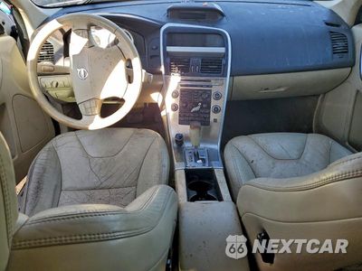 Zdjęcie 8 z 13 samochodu: 2010 VOLVO XC60 T6 VIN:YV4992DZ6A2061261 - miniatura