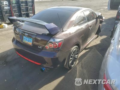 Trzecie zdjęcie samochodu z tyłu: 2008 TOYOTA SCION TC VIN:JTKDE167680265023 - miniatura