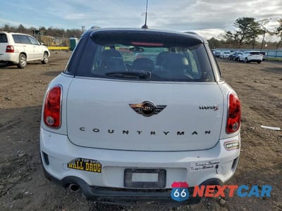 Zdjęcie 6 z 11 samochodu: 2017 MINI COUNTRYMAN VIN:WMWZC5C57GWU00547 - miniatura