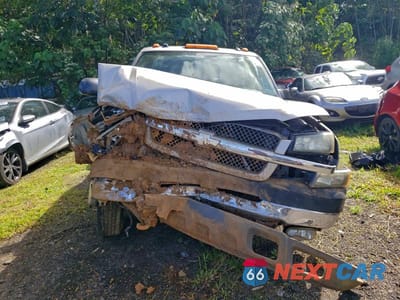 Piąte zdjęcie samochodu w środku: 2004 CHEVROLET SILVERADO K3500 VIN:1GCJK33244F264001 - miniatura