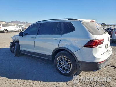 Drugie zdjęcie samochodu z przodu: 2018 VOLKSWAGEN TIGUAN S VIN:3VV1B7AX4JM087601 - miniatura