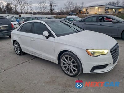 Czwarte zdjęcie samochodu z boku: 2016 AUDI A3 PREMIUM VIN:WAUB8GFFXG1055675 - miniatura