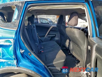 Zdjęcie 11 z 13 samochodu: 2018 TOYOTA RAV4 LE VIN:JTMZFREV5JJ195698 - miniatura