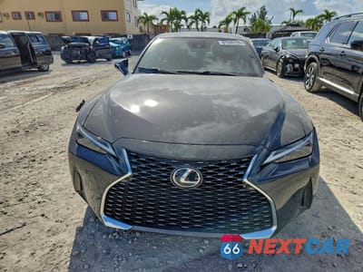 Piąte zdjęcie samochodu w środku: 2023 LEXUS IS 300 VIN:JTHDA1D29P5125915 - miniatura