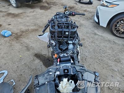 Zdjęcie 6 z 9 samochodu: 2023 BMW S 1000 RR VIN:WB10E6306P6H68279 - miniatura