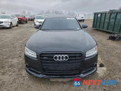 Piąte zdjęcie samochodu w środku: 2017 AUDI A8 L QUATTRO VIN:WAU44AFD0HN006348 - miniatura