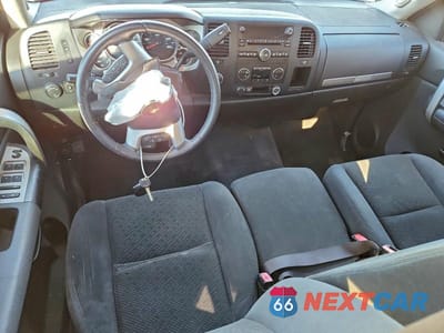 Zdjęcie 8 z 11 samochodu: 2008 CHEVROLET SILVERADO K1500 VIN:2GCEK13J981335137 - miniatura