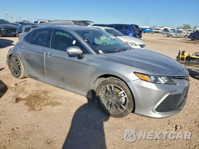 Czwarte zdjęcie samochodu z boku: 2021 TOYOTA CAMRY LE VIN:4T1C11AK6MU488929 - miniatura