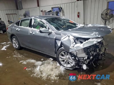 Czwarte zdjęcie samochodu z boku: 2025 CHEVROLET MALIBU LT VIN:1G1ZD5ST5SF142627 - miniatura