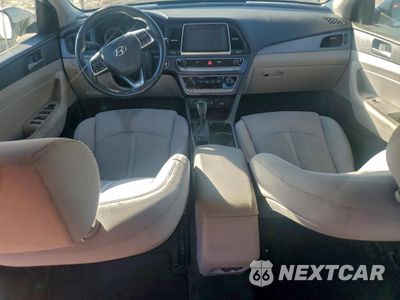 Zdjęcie 8 z 12 samochodu: 2018 HYUNDAI SONATA SPORT VIN:5NPE34AF6JH613607 - miniatura