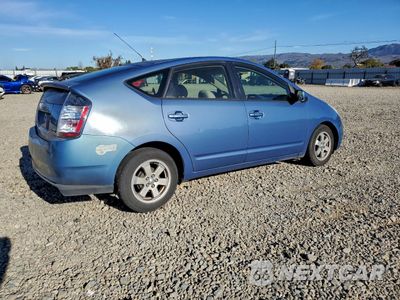 Trzecie zdjęcie samochodu z tyłu: 2004 TOYOTA PRIUS VIN:JTDKB20U840037952 - miniatura