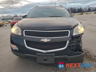 Piąte zdjęcie samochodu w środku: 2010 CHEVROLET TRAVERSE LT VIN:1GNLRFED8AS138173 - miniatura