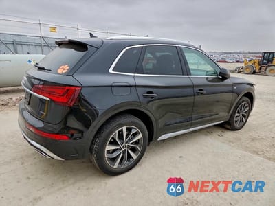 Trzecie zdjęcie samochodu z tyłu: 2022 AUDI Q5 PREMIUM PLUS 45 VIN:WA1EAAFY1N2104301 - miniatura