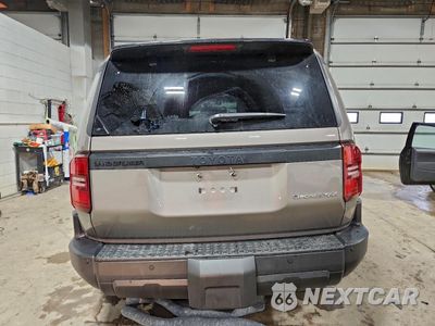 Zdjęcie 6 z 17 samochodu: 2025 TOYOTA LAND CRUISER BASE VIN:JTEABFAJ6SK027439 - miniatura