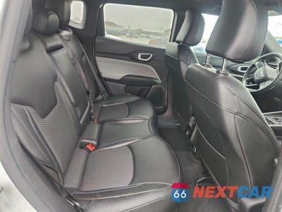 Zdjęcie 10 z 12 samochodu: 2025 JEEP COMPASS LATITUDE VIN:3C4NJDBN9ST560639 - miniatura