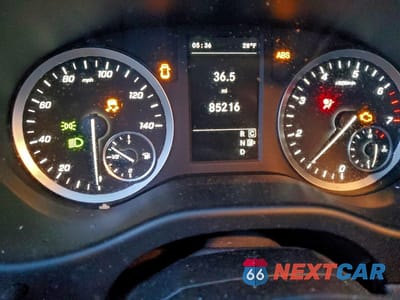 Zdjęcie 9 z 13 samochodu: 2020 MERCEDES-BENZ METRIS VIN:W1YV0BEY6L3710745 - miniatura