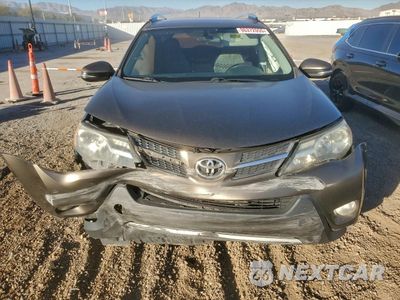 Piąte zdjęcie samochodu w środku: 2014 TOYOTA RAV4 XLE VIN:2T3WFREV2EW100217 - miniatura