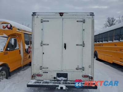 Zdjęcie 11 z 13 samochodu: 2018 CHEVROLET EXPRESS G3500 VIN:1GB0GRFGXJ1336419 - miniatura