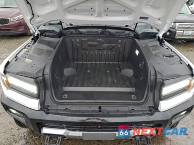 Zdjęcie 12 z 15 samochodu: 2024 GMC HUMMER SUV 2X VIN:1GKB0NDE0RU113534 - miniatura