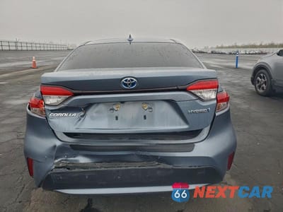 Zdjęcie 6 z 11 samochodu: 2021 TOYOTA COROLLA LE VIN:JTDEAMDE4MJ030456 - miniatura