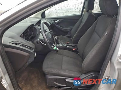 Zdjęcie 7 z 12 samochodu: 2016 FORD FOCUS SE VIN:1FADP3K24GL258680 - miniatura