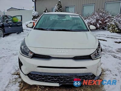 Piąte zdjęcie samochodu w środku: 2022 KIA RIO LX VIN:3KPA24AD5NE464150 - miniatura