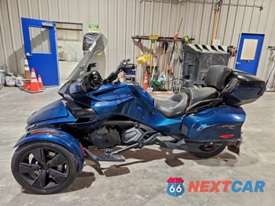 Trzecie zdjęcie samochodu z tyłu: 2023 CAN-AM SPYDER ROADSTER F3-T VIN:2BXREDD29PV001246 - miniatura