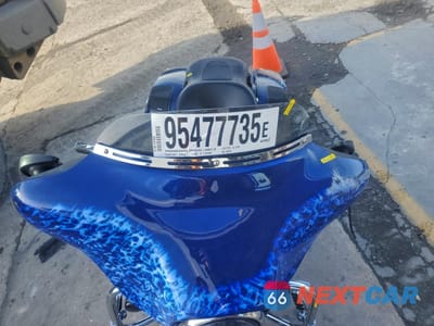 Piąte zdjęcie samochodu w środku: 2009 HARLEY-DAVIDSON FLHX VIN:1HD1KB4179Y606695 - miniatura